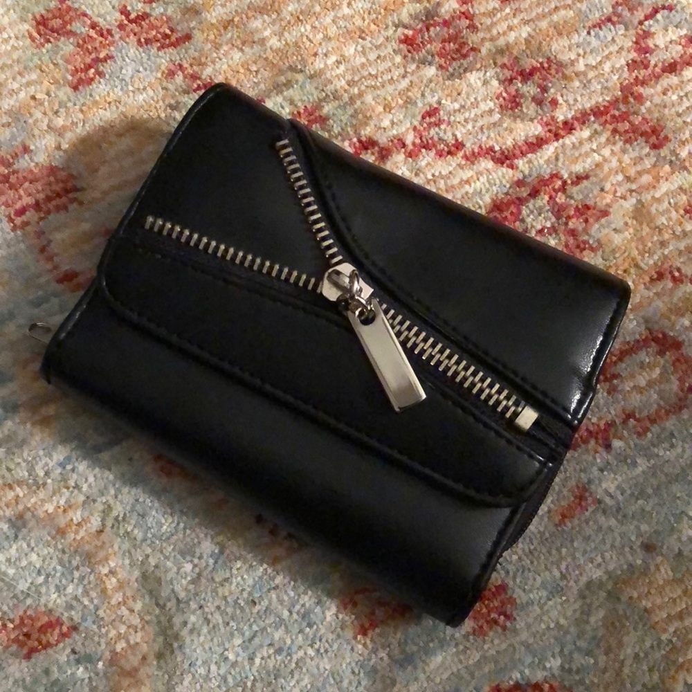 Adorable wallet!